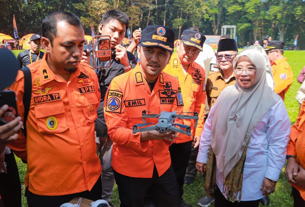 Wagub Jatim Emil Dardak Pimpin Apel Kesiapsiagaan Kebakaran Hutan dan Lahan