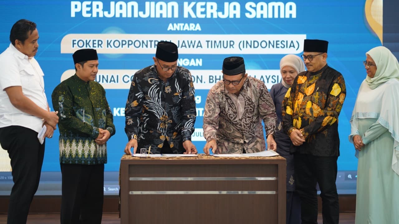 Genjot Pertumbuhan Produk Halal, Foker Koppontren Jatim Kerjasama dengan Serunai Commerce Malaysia