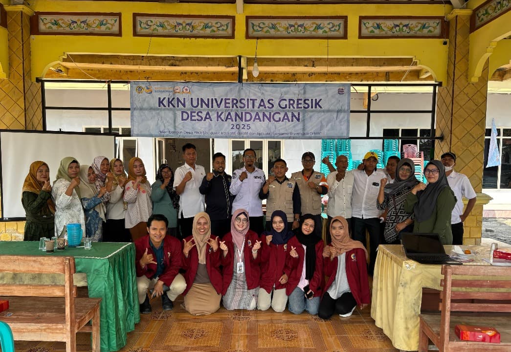 Mahasiswa KKN Unigres dan BPBD Gresik Bersinergi Wujudkan Desa Kandangan Tanggap Bencana