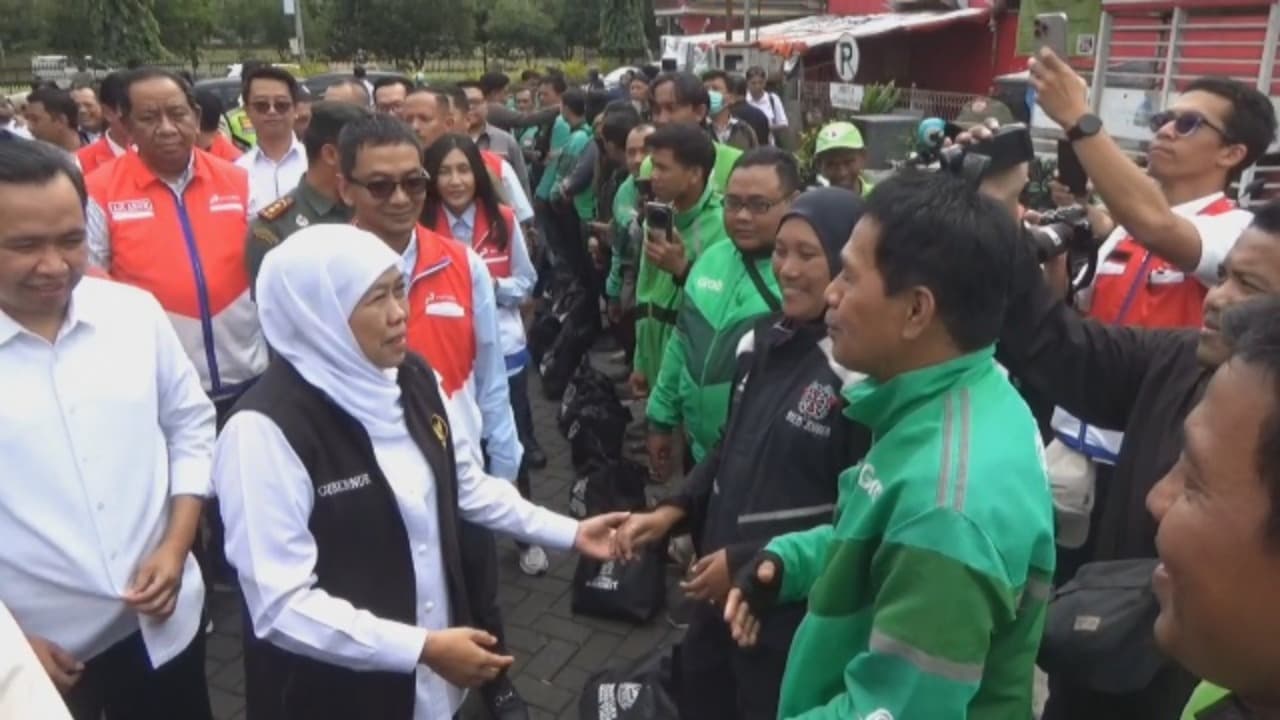 Pasokan BBM di Jember Pulih, Khofifah: Sekolah Tatap Muka Bisa Dimulai Lagi