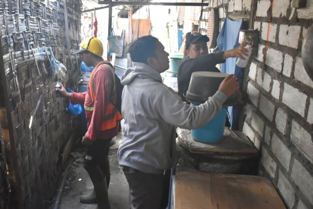 54 Bangunan Liar di Kalianak yang Hendak Dibongkar Diberi Tanda Silang