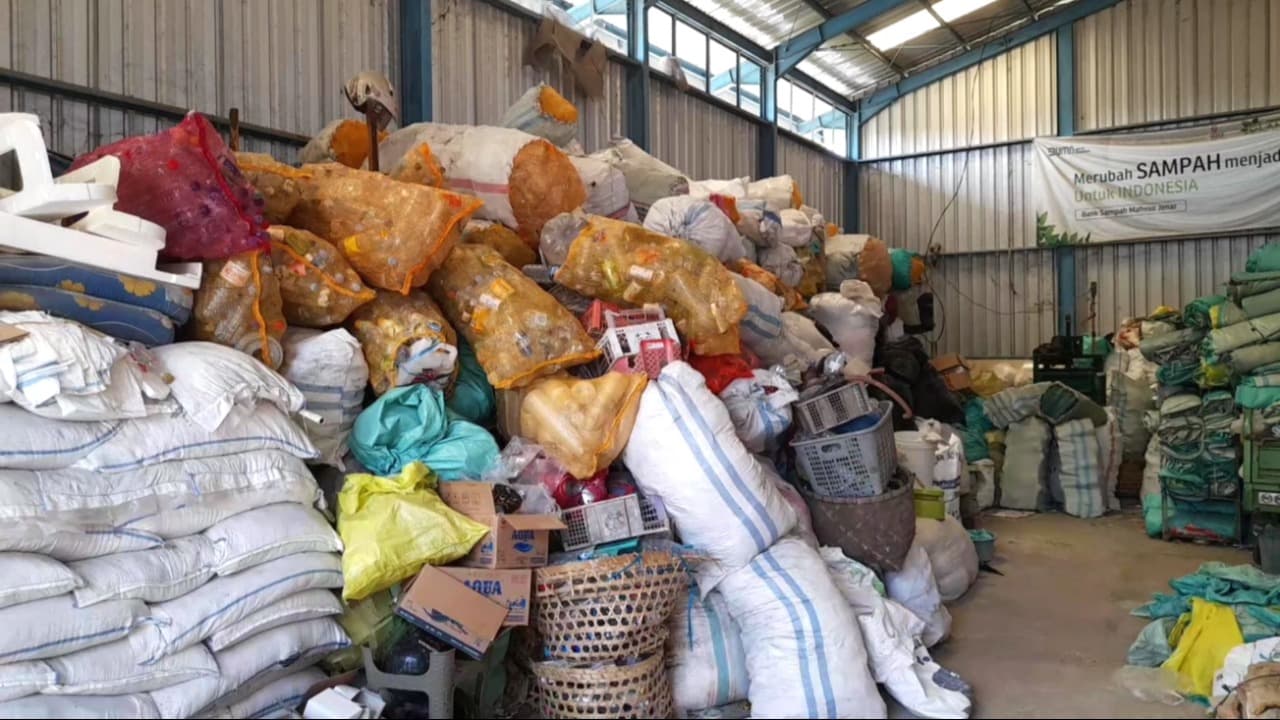 Sampah Membawa Berkah: Inisiatif Bank Sampah Maesojenar Dongkrak Ekonomi Warga