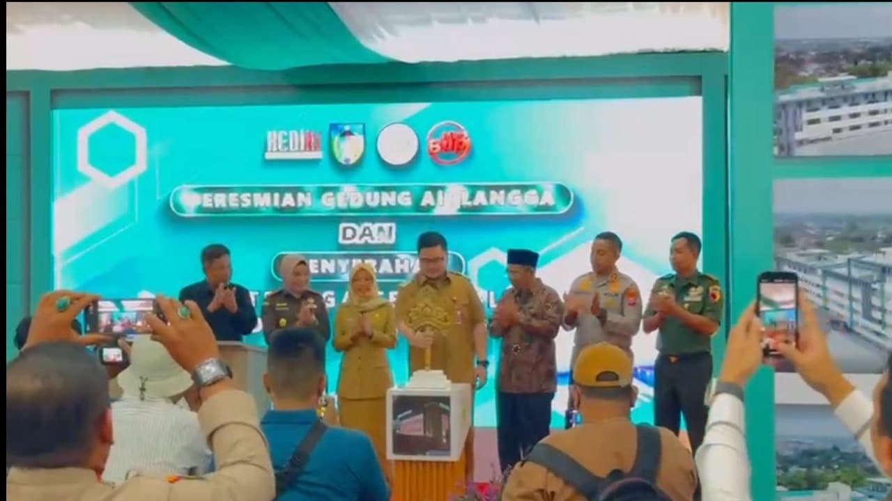 Tingkatkan Fasilitas Kesehatan, Mas Dhito Resmikan Gedung Airlangga RSKK