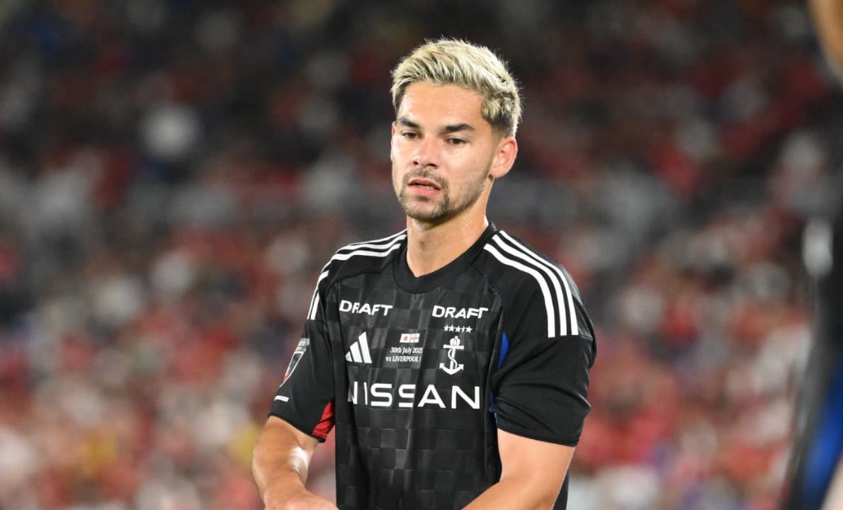 Pisah dengan Yokohama Marinos, Sandy Walsh Bergabung dengan Buriram United