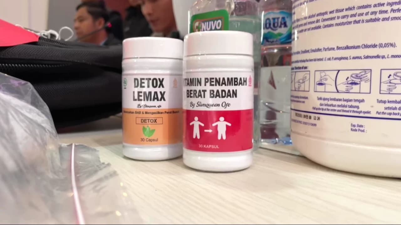 Polres Ponorogo Bekuk Pengedar Obat Ilegal, Amankan Ribuan Botol Obat Pelangsing Dan Penggemuk Badan