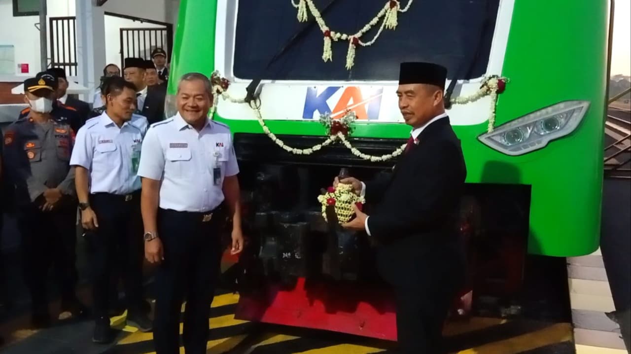 KA BIAS Caruban–Adi Soemarmo Resmi Beroperasi, Tiket Mulai Rp7.000