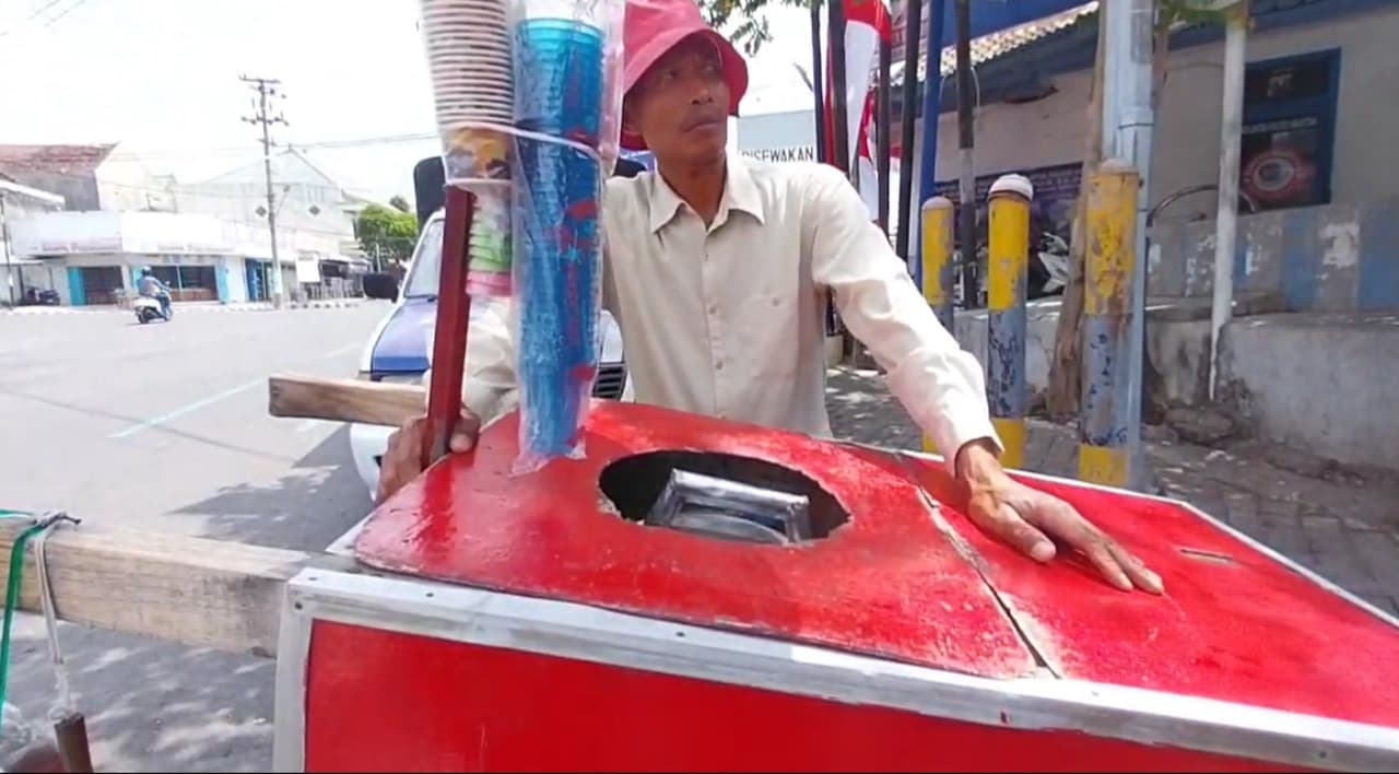 Es Tung Pak Bege, Minuman Legendaris yang Masih Diburu Masyarakat Magetan