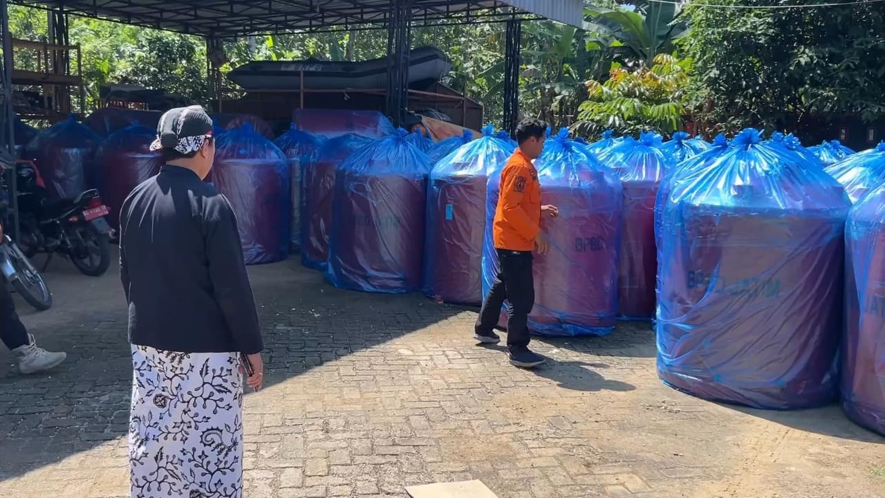 Antisipasi Kekeringan, BPBD Trenggalek Siapkan 500 Tandon Air dan 60 Sumur Bor