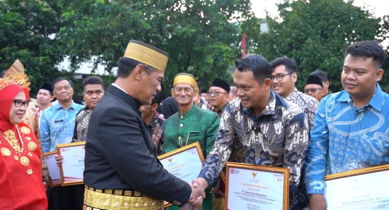PT SGN Raih Penghargaan dari Kementan RI atas Komitmen Tingkatkan Produksi dan Perkebunan Berkelanjutan