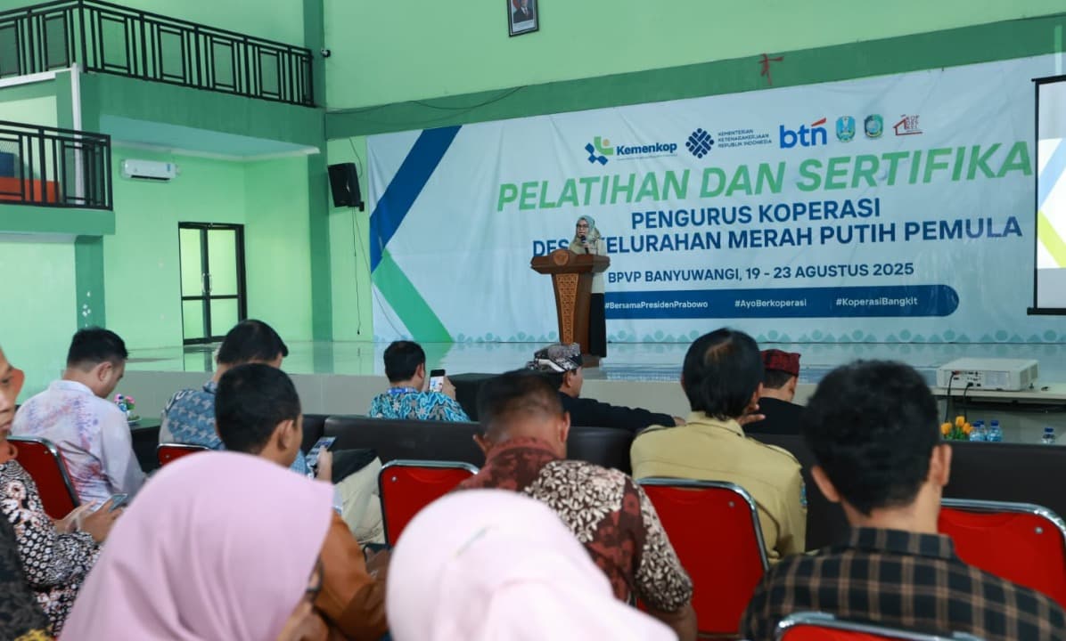 Jadi Atensi Presiden, Kemenkop Jadikan Banyuwangi Pilot Project Sertifikasi Koperasi Merah Putih