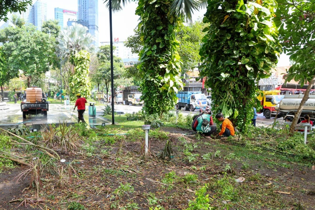 Taman Apsari Surabaya Kembali Cantik Pasca Pesta Rakyat HUT ke-80 RI