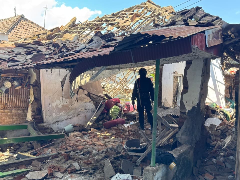 Rumah Warga Pasrepan Pasuruan Hancur, Diduga Akibat Ledakan Bondet