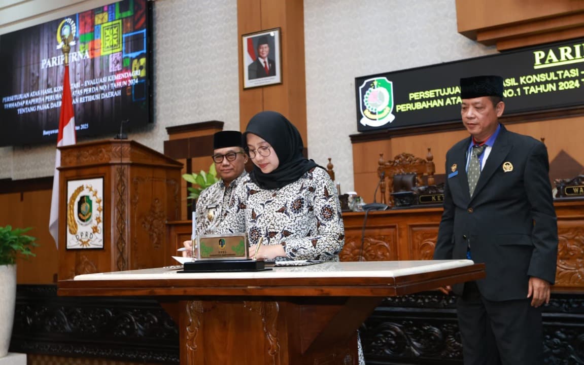 Rapat Paripurna Pemkab dan DPRD Banyuwangi Pastikan Tidak Ada Kenaikan Tarif PBB