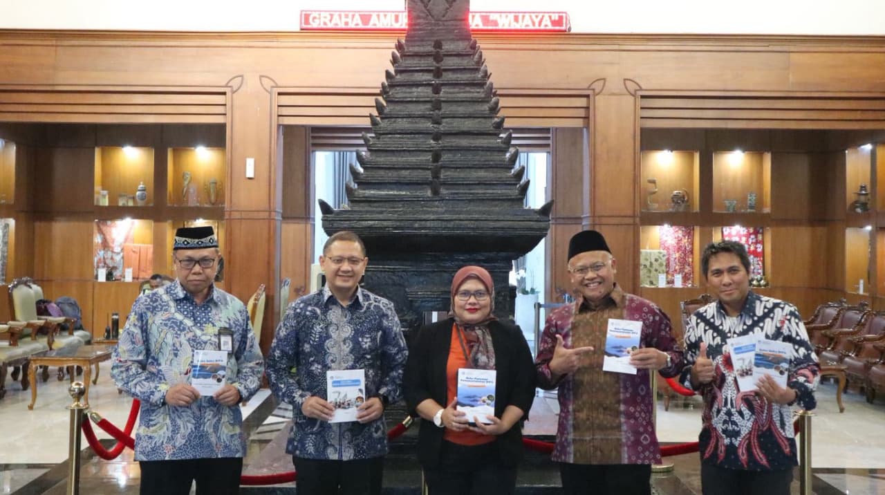 Mendikdasmen Dukung BBP Jatim Susun Buku Saku BIPA 2025