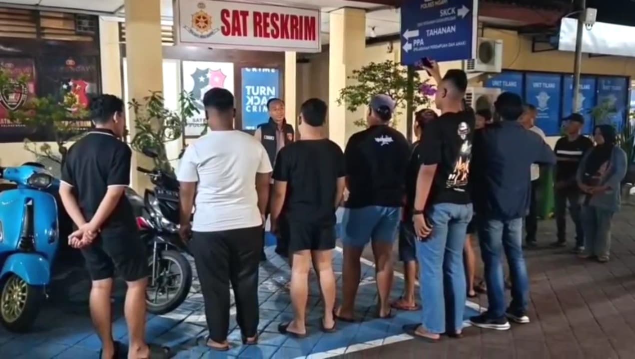 Polisi Amankan 7 Remaja Pelaku Teror Kembang Api ke Warga di Ngawi