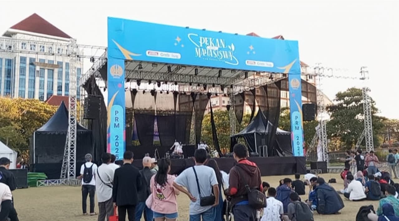 Hadirkan Run Fest 5K, Pekan Raya Mahasiswa Unesa 2025 Berlangsung Meriah