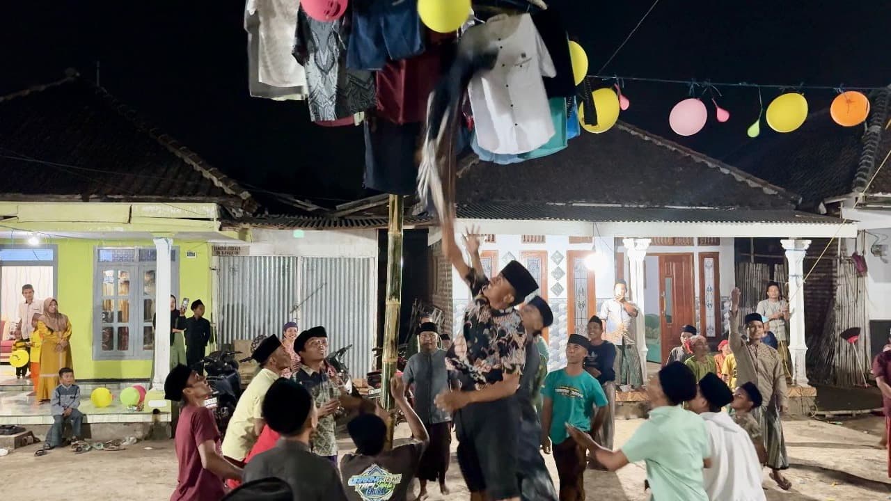 Tradisi 'Arebbuan' Meriahkan Maulid Nabi Muhammad di Pasuruan