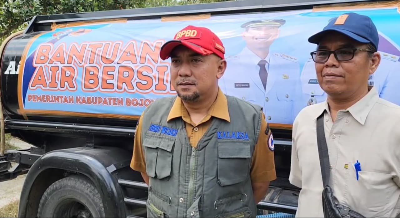 Kekeringan Meluas, BPBD Bojonegoro Salurkan Air Bersih ke 8 Kecamatan