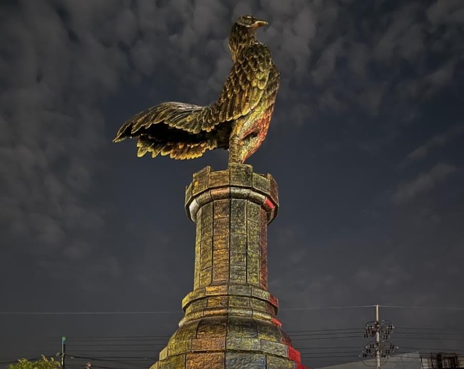 Monumen Ayam Jago, Simbol Perjuangan Raden Sawunggaling Jadi Ikon Baru Surabaya