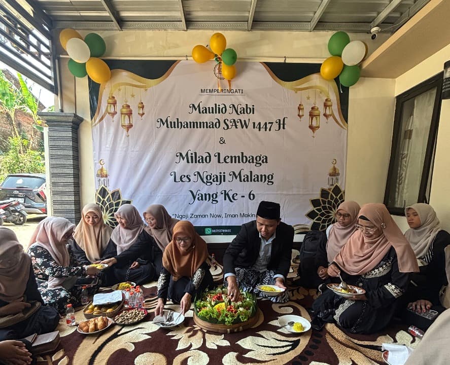 Milad Ke 6 Les Ngaji Malang Di isi Khataman Dan  Sholawatan