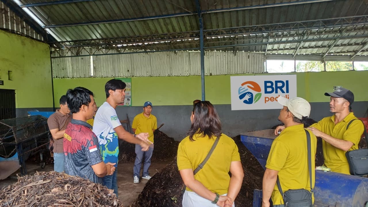 Atasi Masalah Sampah di Bali, BRI Peduli Beri Pelatihan Diversifikasi dan Penguatan Mutu Produk Pupuk Kompos