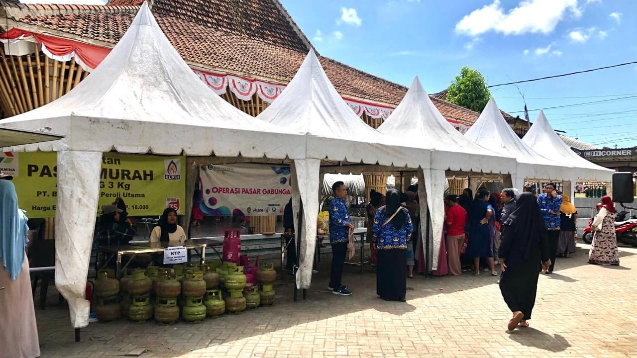 Gelar Operasi Pasar ke Desa-desa, Pemkab Banyuwangi Jaga Stabilitas Harga dan Daya Beli
