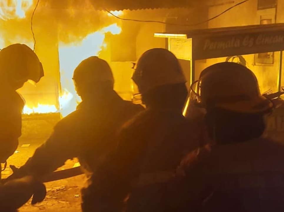 5 Rumah dan 5 Kamar Kos di Jemur Wonosari Surabaya Ludes Terbakar
