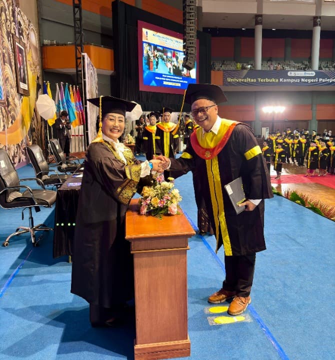Universitas Terbuka Malang Melepas 950 Mahasiswa Semua Jurusan