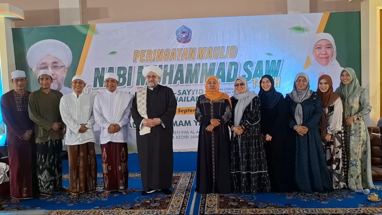 Hadiri Peringatan Maulid Nabi, Gubernur Khofifah Wacanakan Kitab Ajaran Abdul Qadir Al -Jailani Masuk Kurikulum