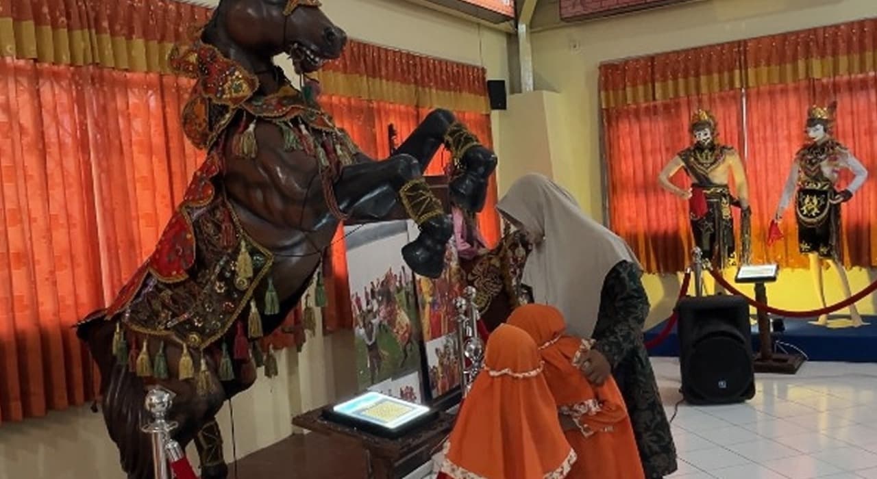 Belajar Sambil Bermain, Siswa TK Lumajang Kunjungi Museum Daerah