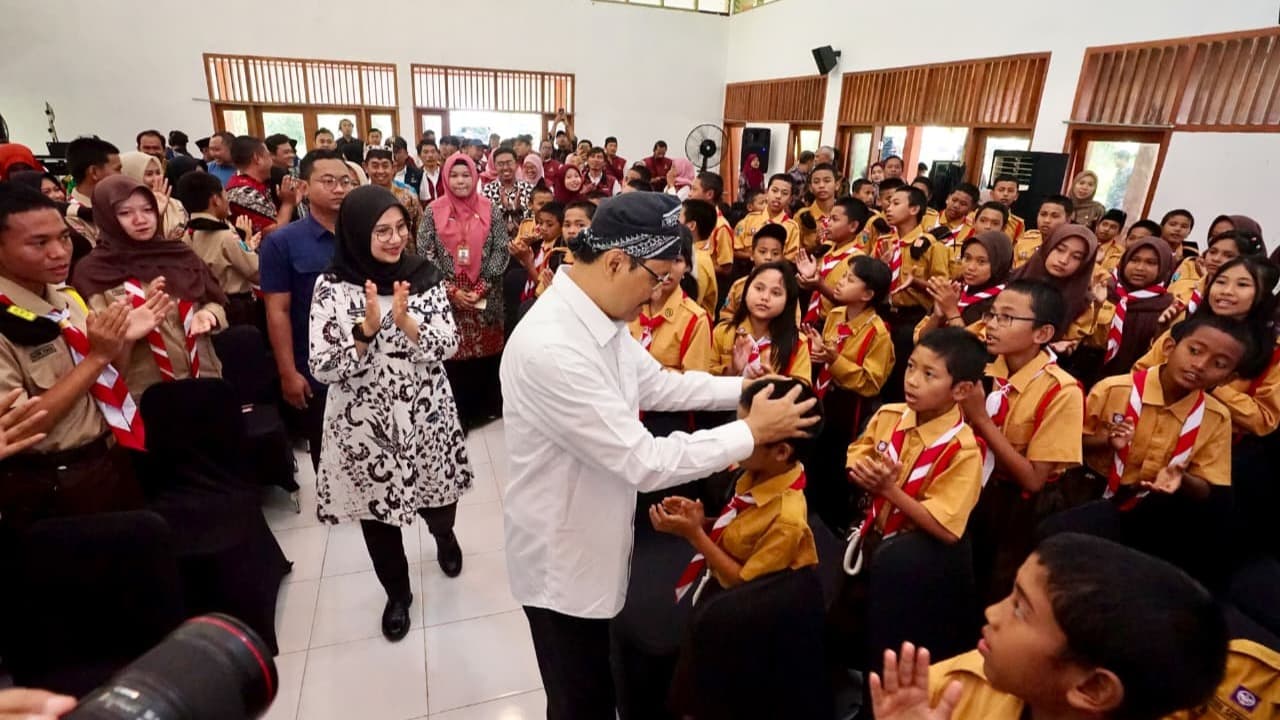 Bupati Ipuk Siapkan Lahan untuk Bangunan Permanen Sekolah Rakyat, Mensos: Banyuwangi Jadi Prioritas