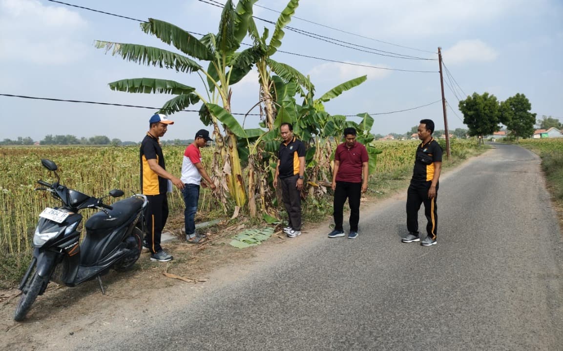 Gegerkan Warga, Bayi Perempuan Ditemukan di Pinggir Jalan Desa Gro’om Pamekasan
