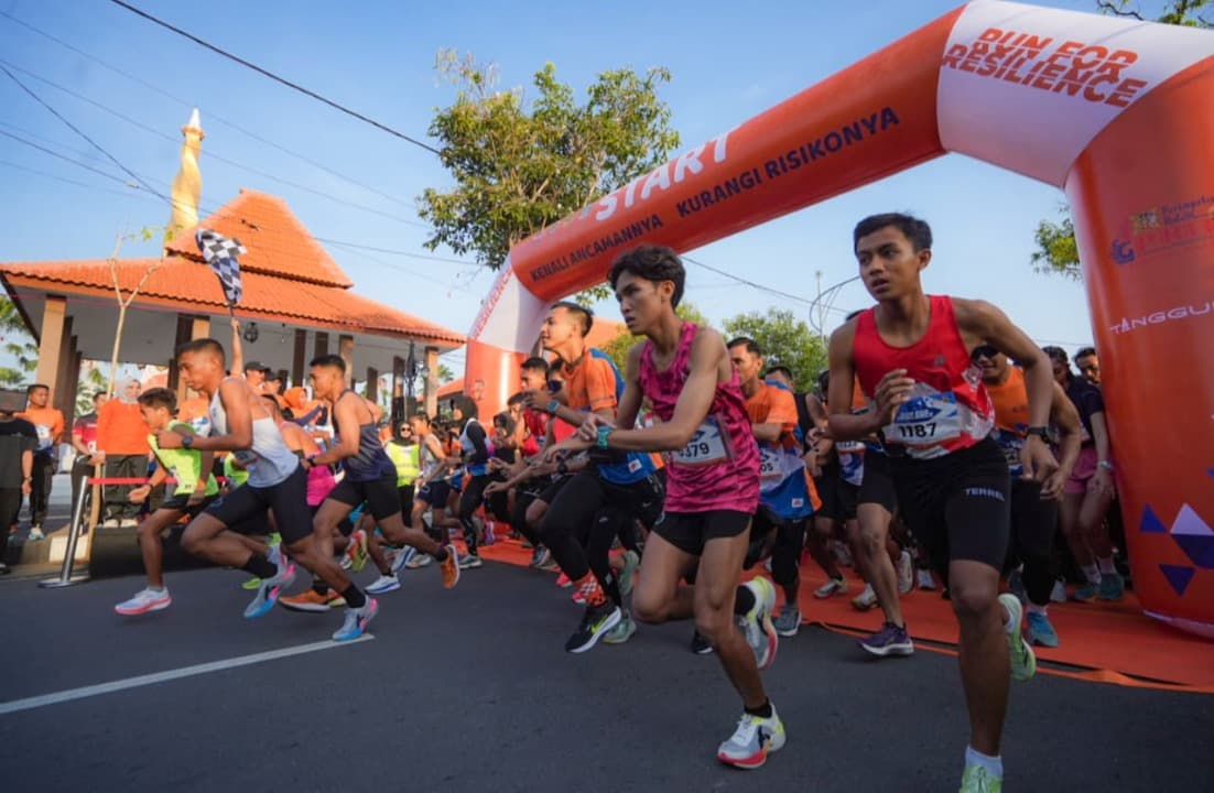 Ribuan Peserta Meriahkan Fun Run Bulan PRB 2025 di Kota Mojokerto