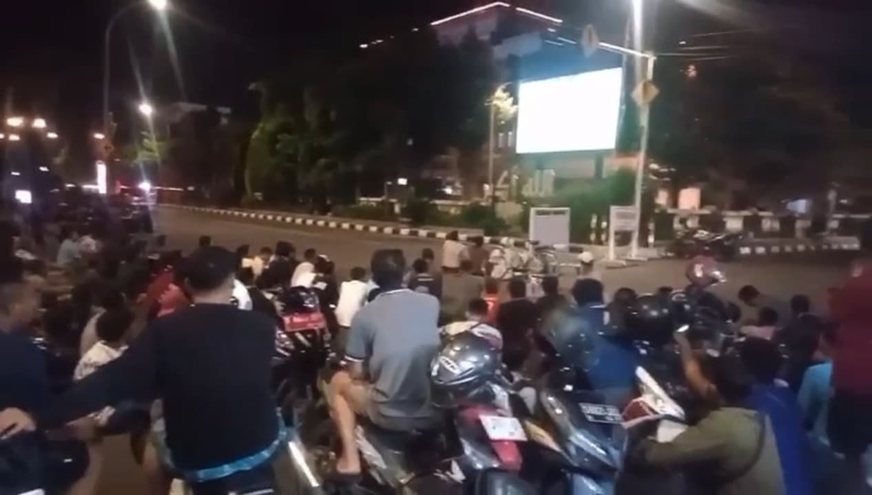 Persela Gagal Amankan Poin di Kandang, Suporter Desak Evaluasi Pemain dan Ganti Pelatih