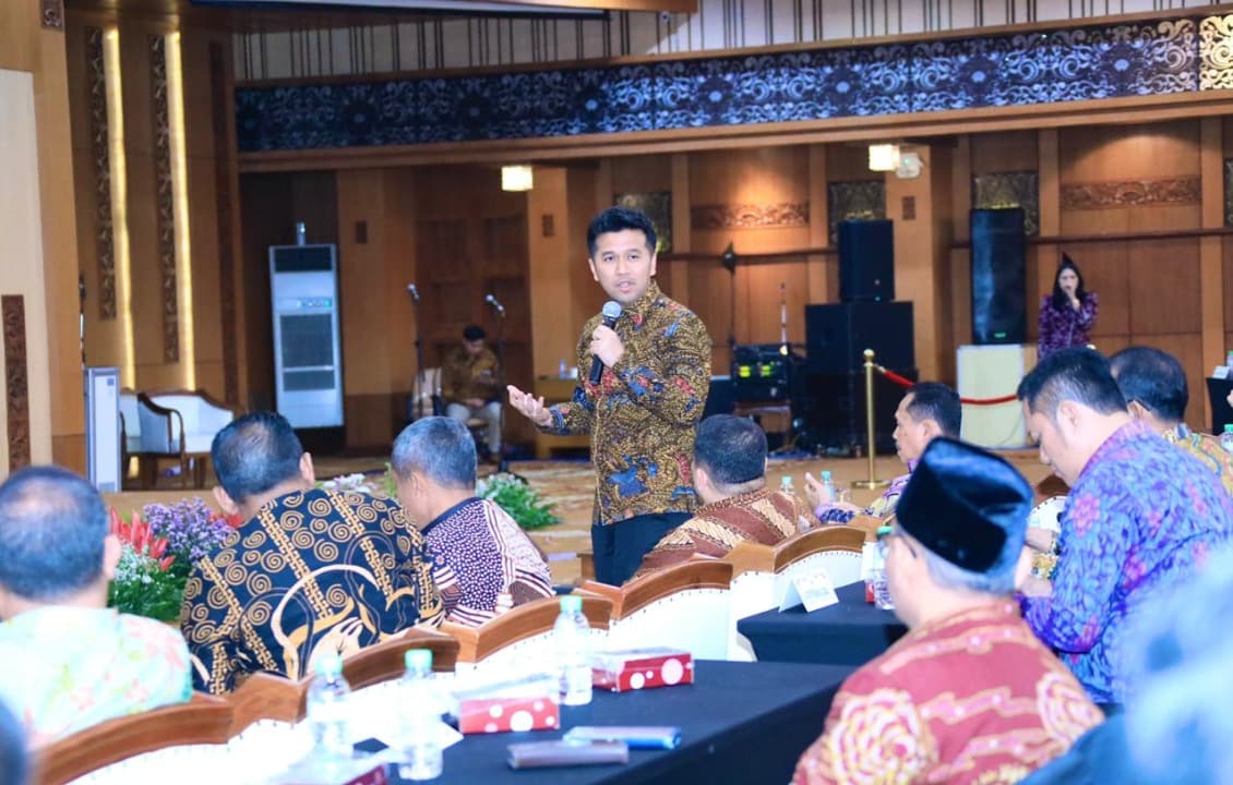 Wagub Emil Ajak Lintas Instansi Bantu Atasi Konflik Tanah Pertamina di Surabaya