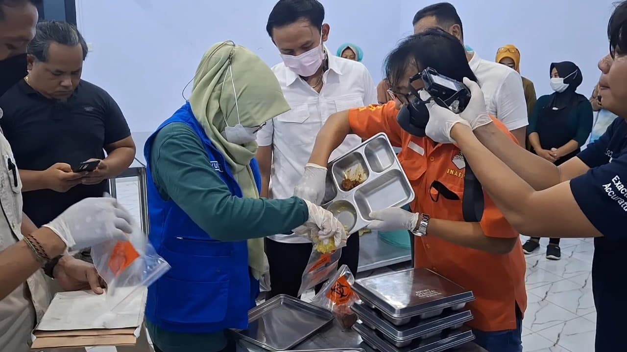 Kondisi Korban Dugaan Keracunan di Tulungagung Membaik, 9 Siswa Masih Dirawat