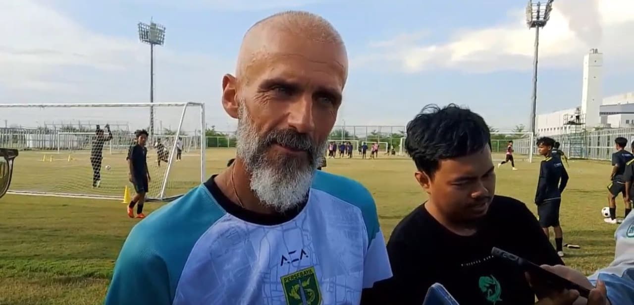 Tiba di Surabaya, Ernando Siap Perkuat Persebaya Hadapi Persija