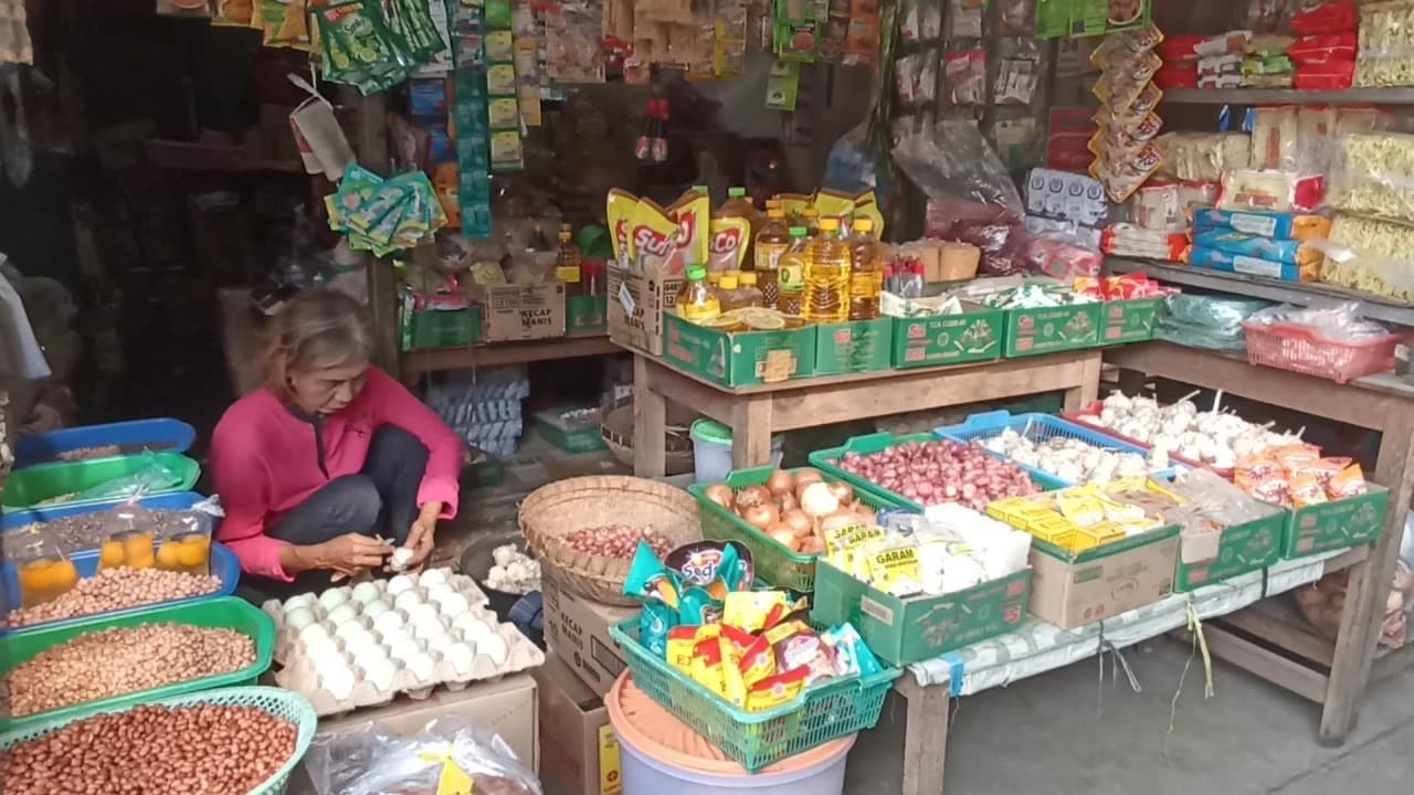 Harga Bahan Pokok di Blitar Melonjak, Daya Beli Masyarakat Melemah