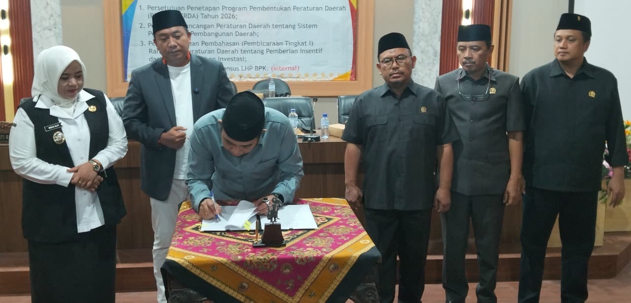 DPRD Situbondo Setujui Propemperda 2026: 26 Raperda Siap Dibahas, Fokus Kepastian Hukum dan Investasi
