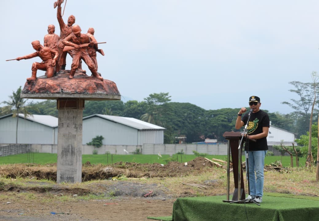 Wali Kota Malang Tanam 1.000 Pohon Durian, Jadikan Penghijauan sebagai "Perjuangan" Era Kini