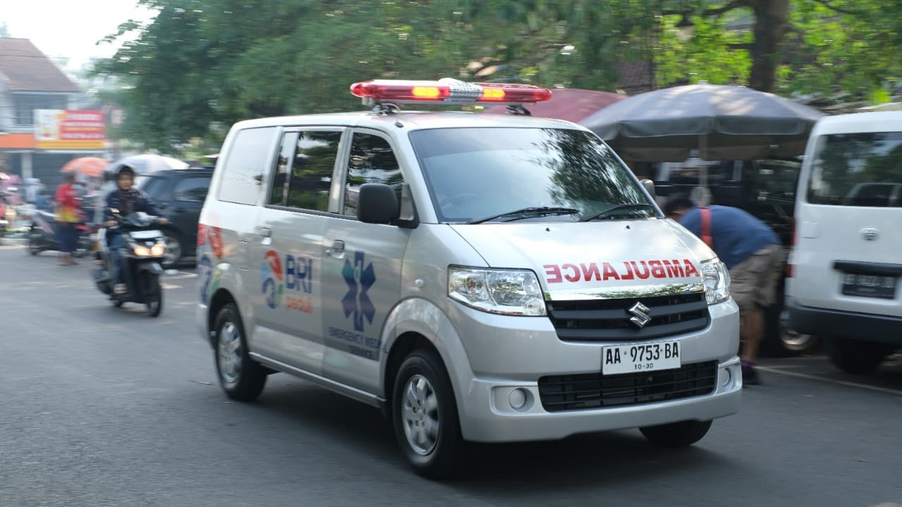 BRI Peduli Wujudkan Akses Kesehatan Inklusif Lewat Bantuan 637 Unit Ambulans