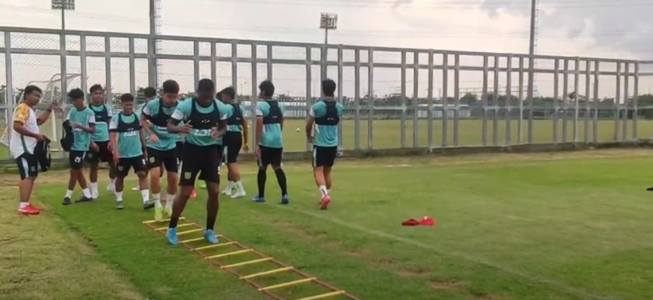 Eduardo Perez Siapkan Taktik Khusus Hadapi Arema FC