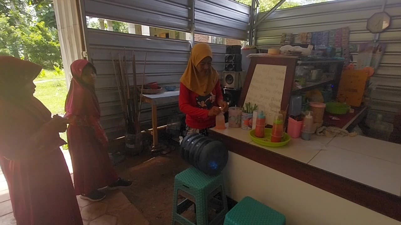Pedagang Kantin Tetap Raup Untung dan Dukung Penuh Program MBG di Magetan