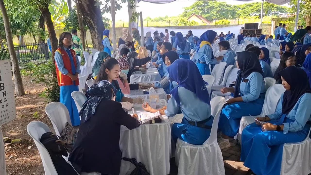 Dinkes Jatim Gelar Cek Kesehatan Gratis bagi 800 Siswa SMAN 1 Kediri