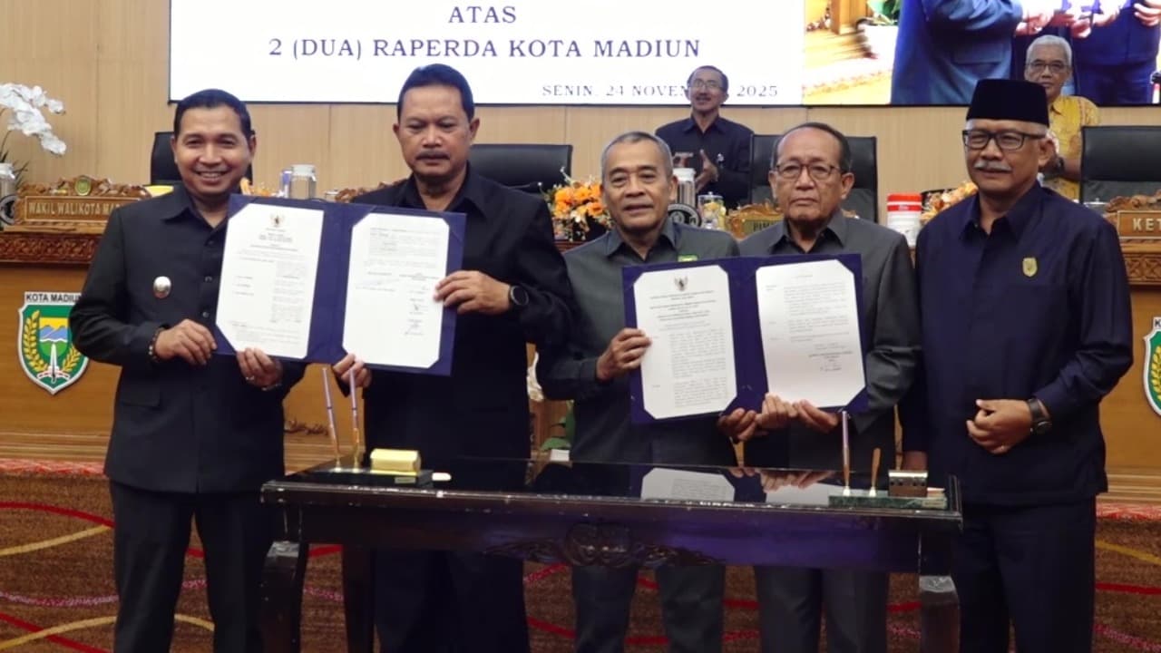 DPRD Sahkan 2 Raperda, Dorong Pengelolaan Bank Daerah dan Aset Lebih Optimal