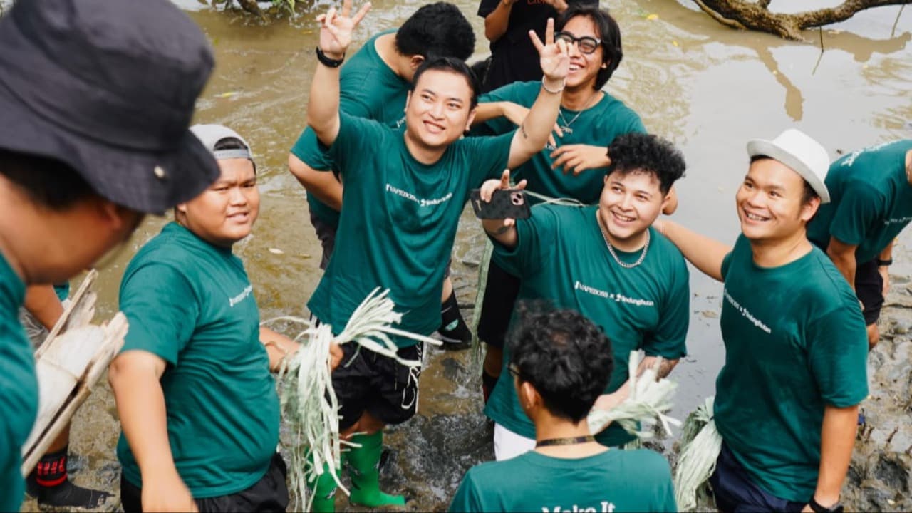 Wujudkan Net Zero Emissions, 5.000 Pohon Mangrove Ditanam di Ekowisata Wonorejo Surabaya