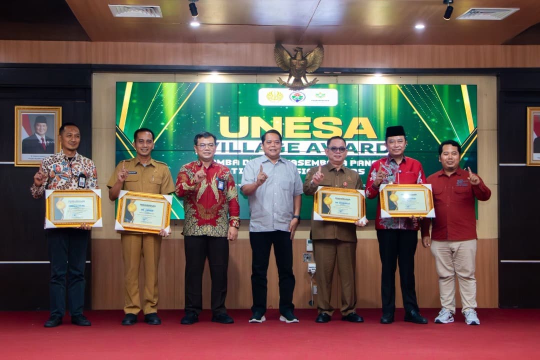Tiga Desa Raih Juara Swasembada Pangan Nasional Unesa Village Award 2025