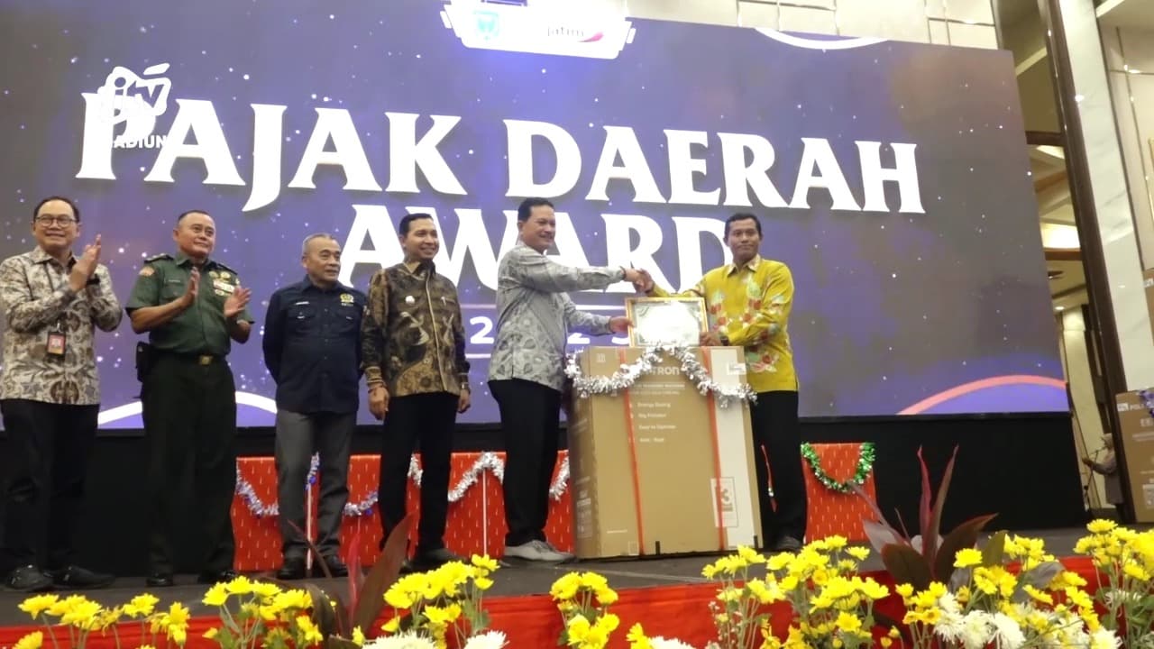 Apresiasi Penggerak Pajak, Bapenda Kota Madiun Resmikan Program Kado Pajak 2026