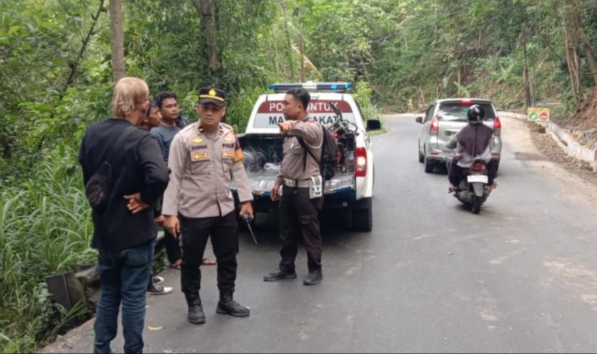 Rem Blong, Pemotor Asal Nganjuk Terperosok ke Jurang 10 Meter di Jalur Alternatif Pacitan–Solo