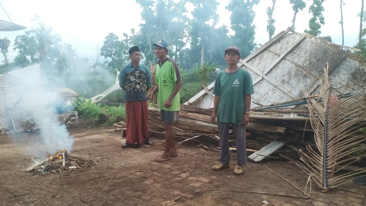 Angin Kencang, Puluhan Rumah Warga di Wongsorejo, Banyuwangi Rusak